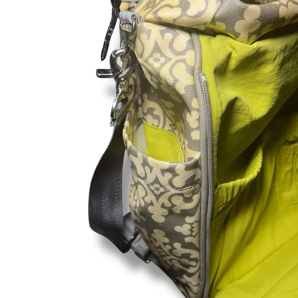 Petunia Pickle Bottom Large Carryall Berkshire Geometric Pattern Diaper Bag